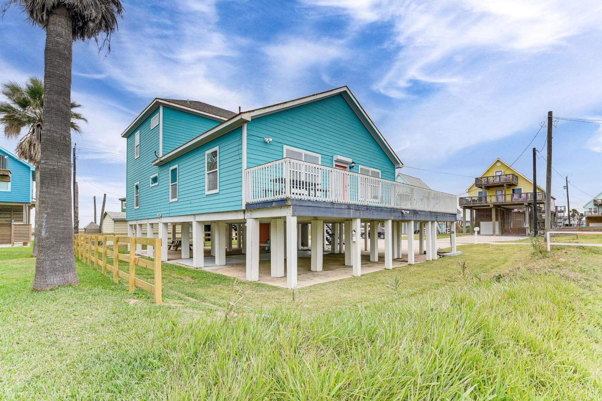 Large Group Gulf Retreat, Steps To Surfside Beach! エクステリア 写真